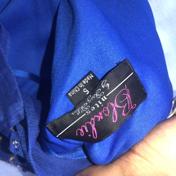 Hoco - Picture 2 of 5